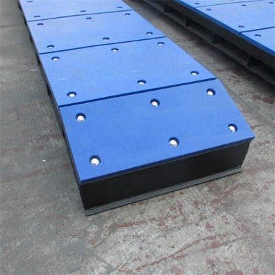 Polietylen o ultrawysokiej masie cząsteczkowej UHMWPE Marine Fender Pad do terminala Roro